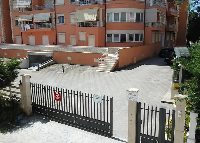 شقة Apartment *